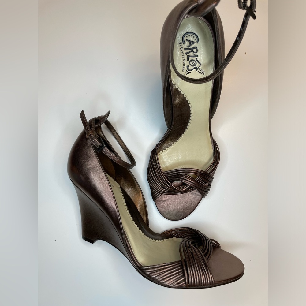 Carlos Santana brown knotted wedges